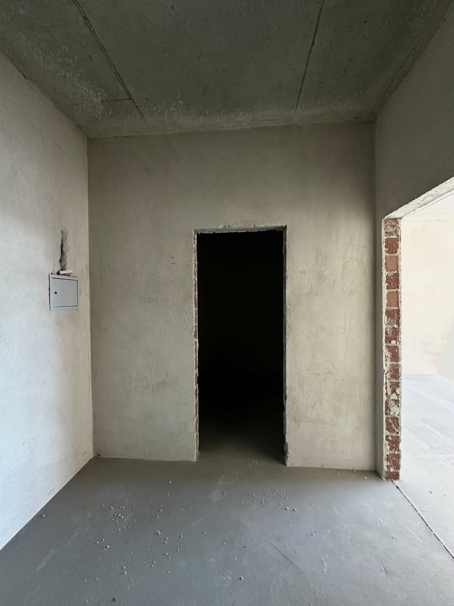 1842161518107387