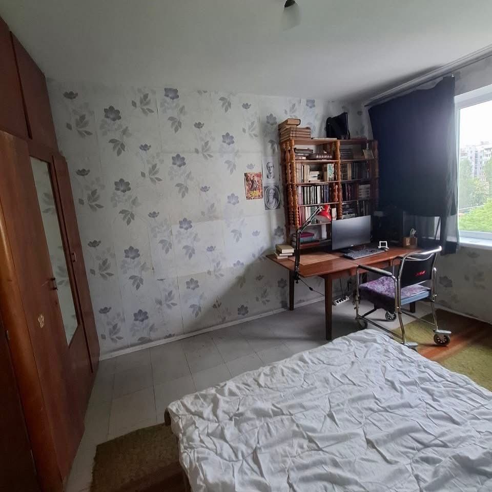 1832131297540388