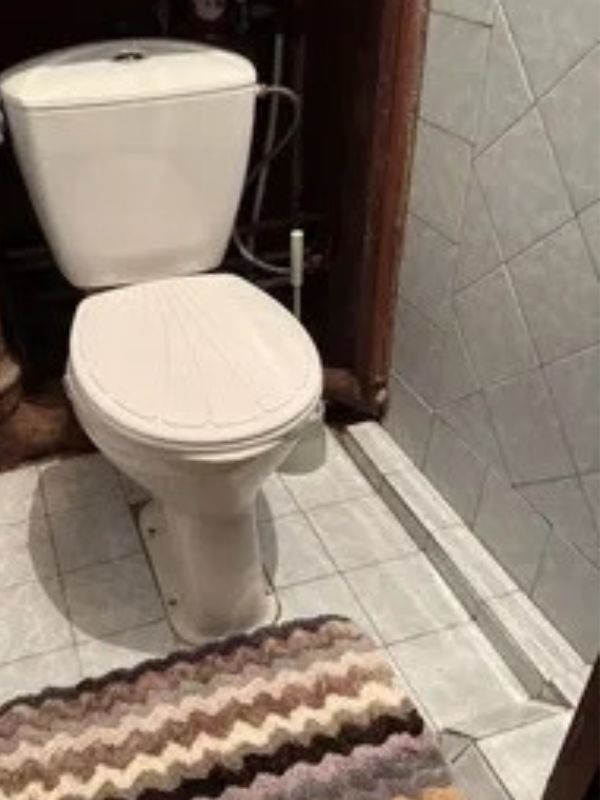 1842685678660388