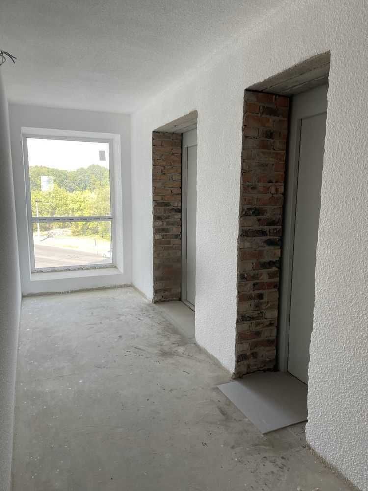 1831642230529389