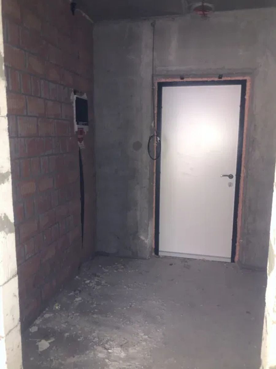 1839526783946389