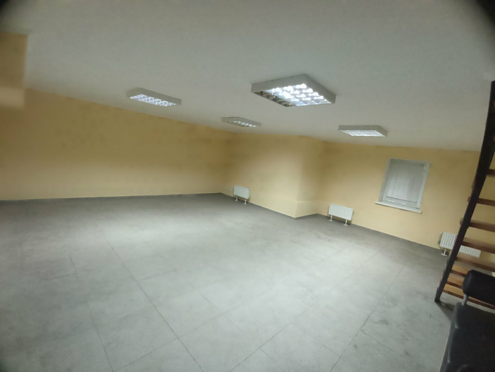 1836443780517039