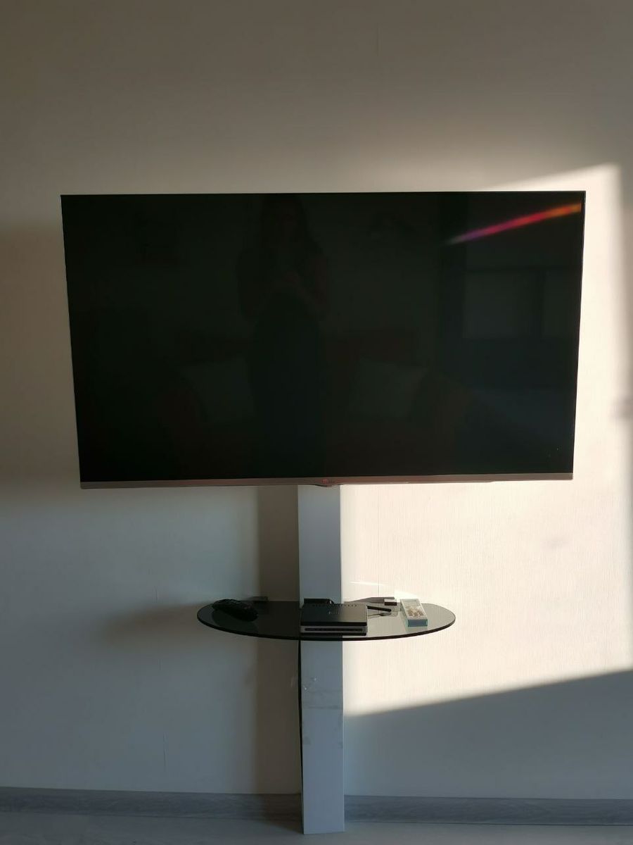1805028802301390