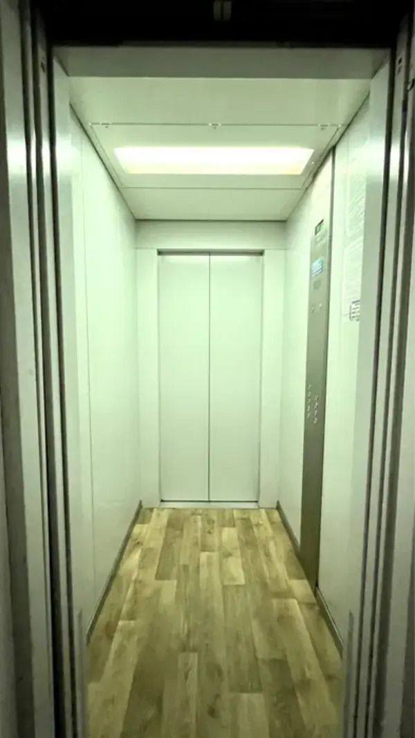 1833346535710393