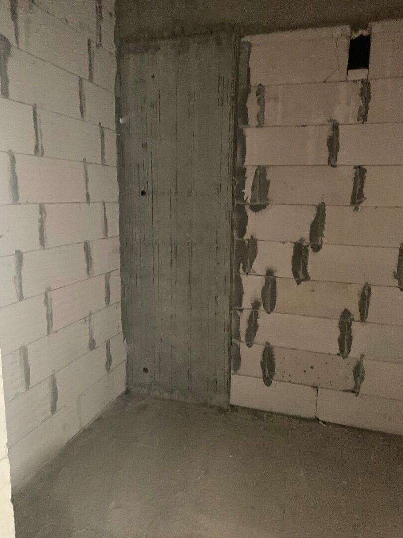 1839718736006394