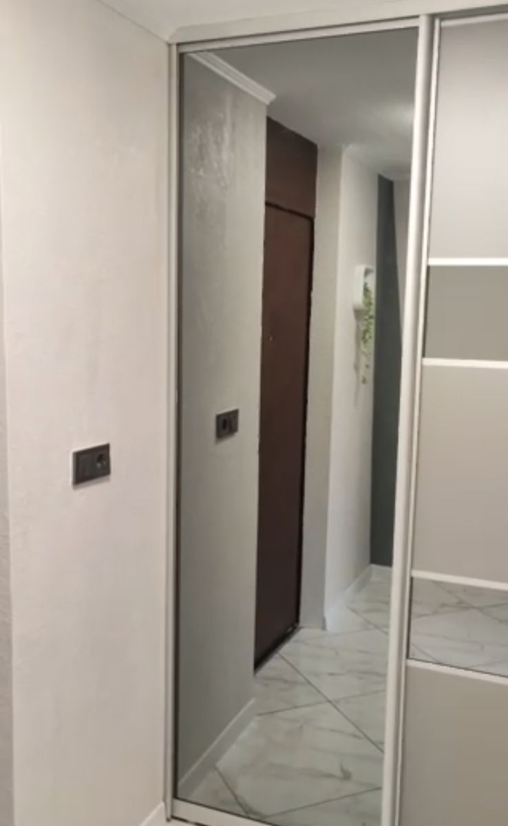 1842553433871394