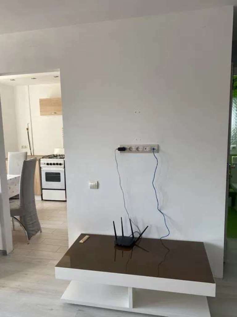 1837159688566395