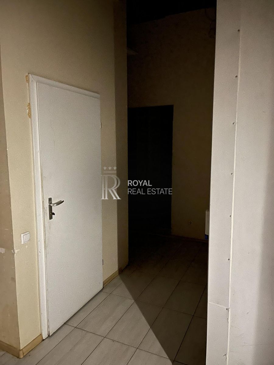 1839241431974396