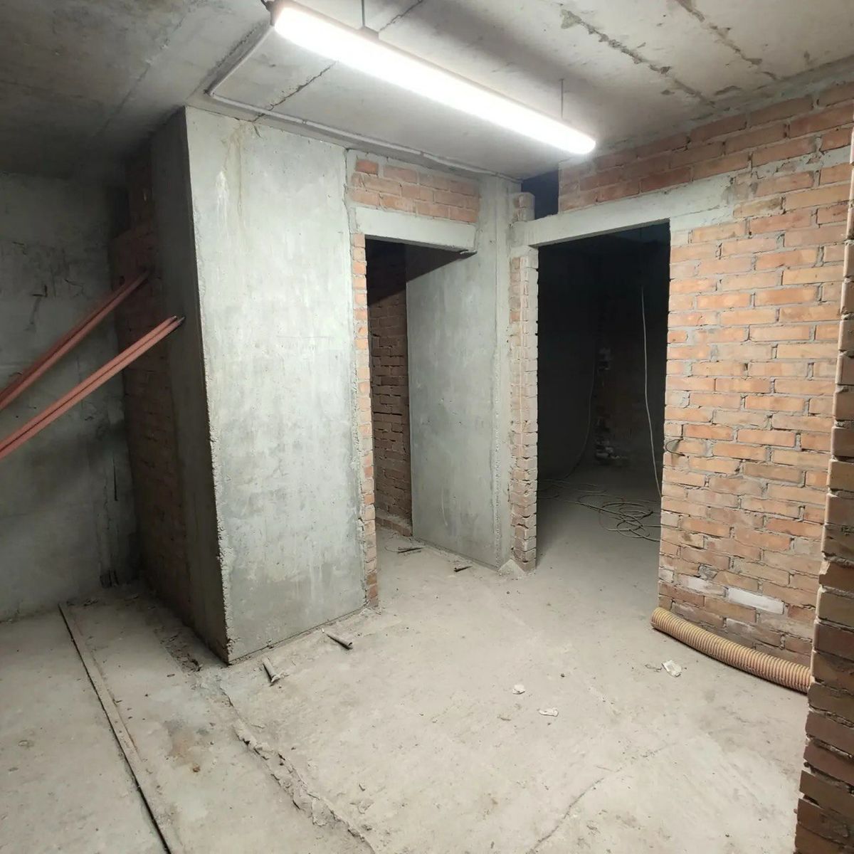 1835011478479397