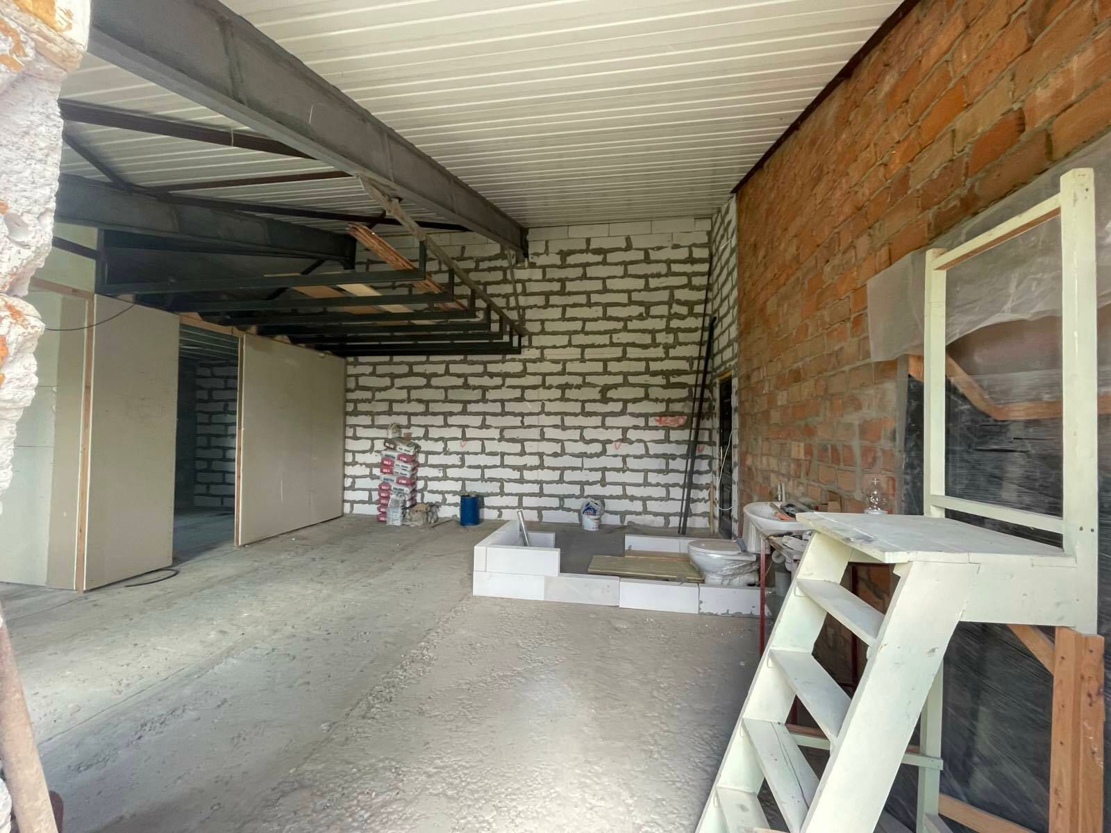 1833538667634398