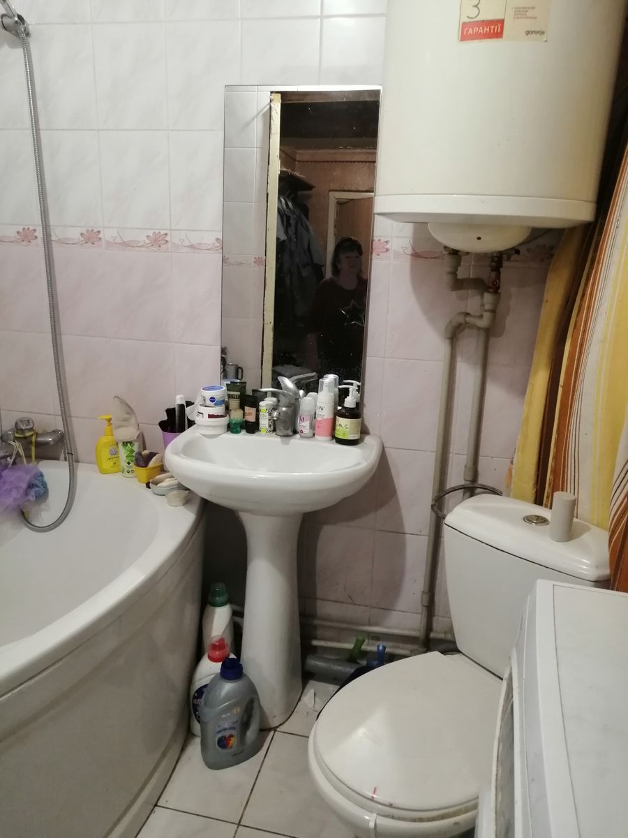 1820961186347040