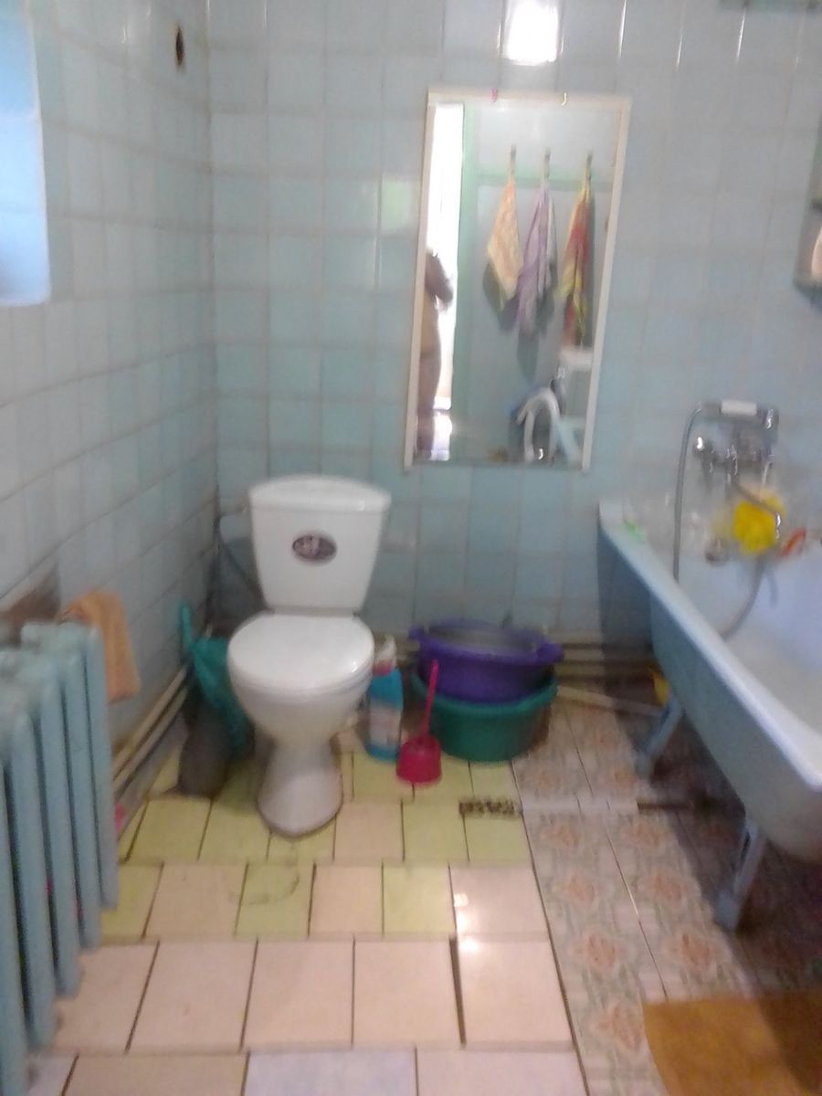 1834717786561040