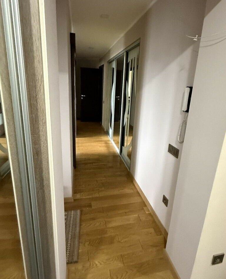 1837994543395040