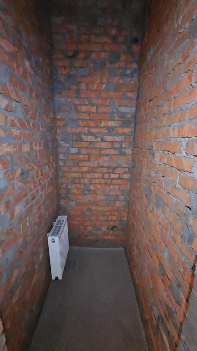 1835984918236400