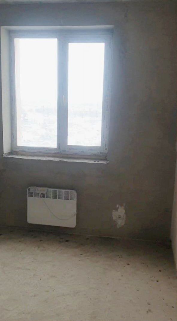 1841443976106400