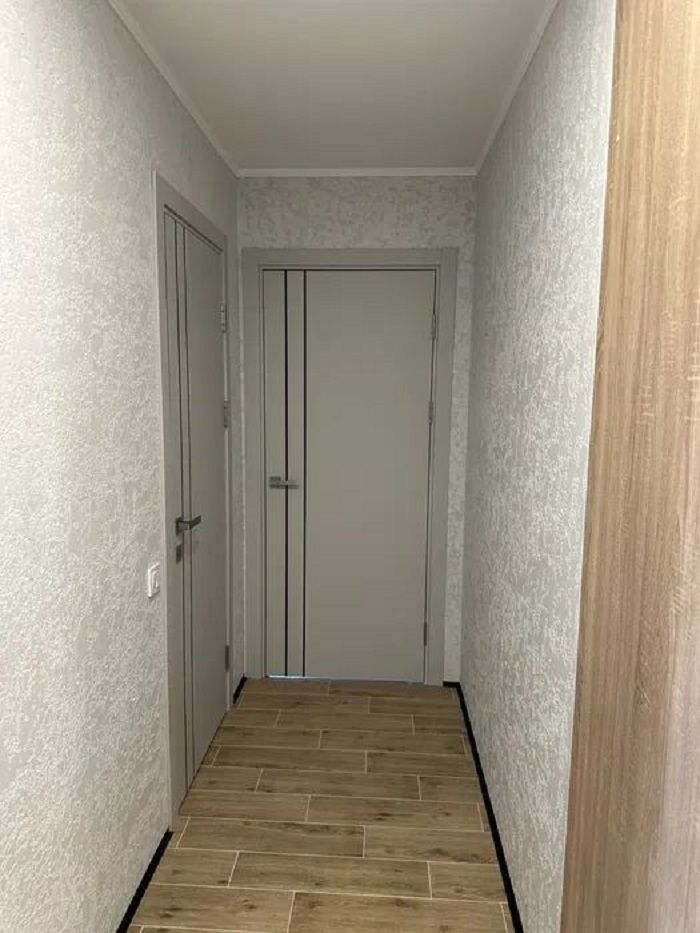 1833369310060401