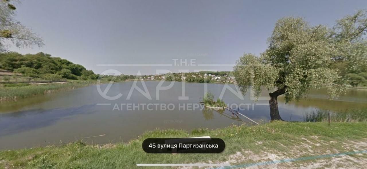 1835090578575401