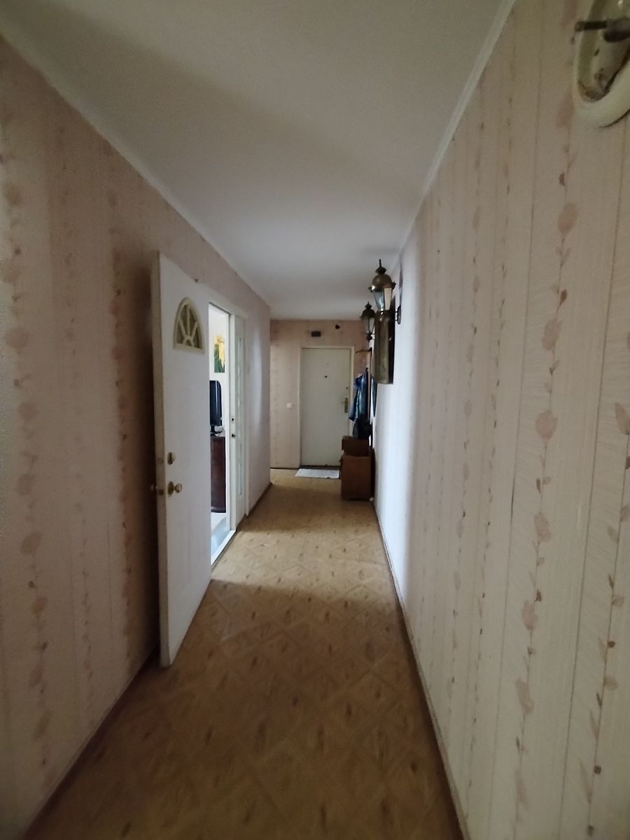 1794502418907402