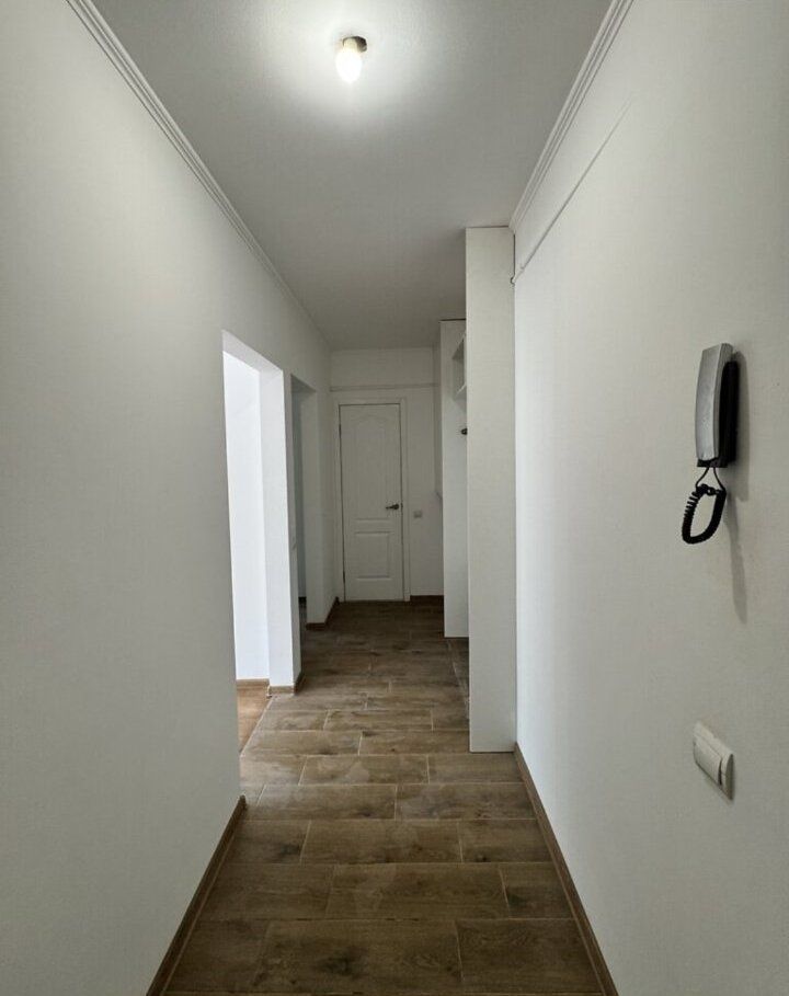 1834085830115402