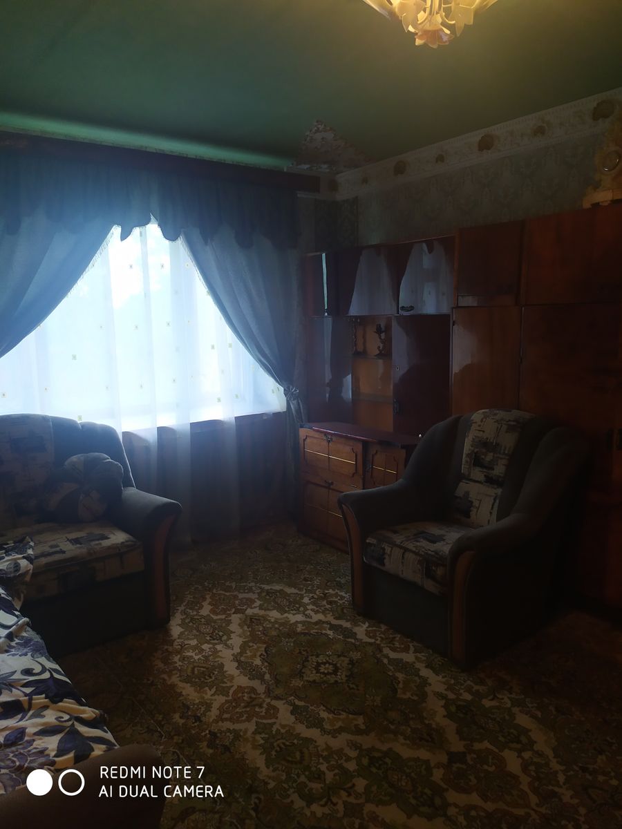 1740799146276403