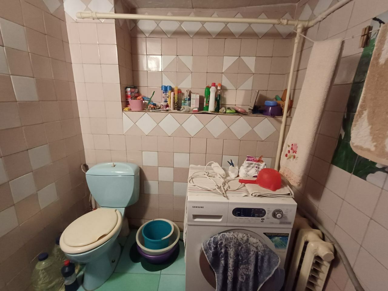 1800337867461403