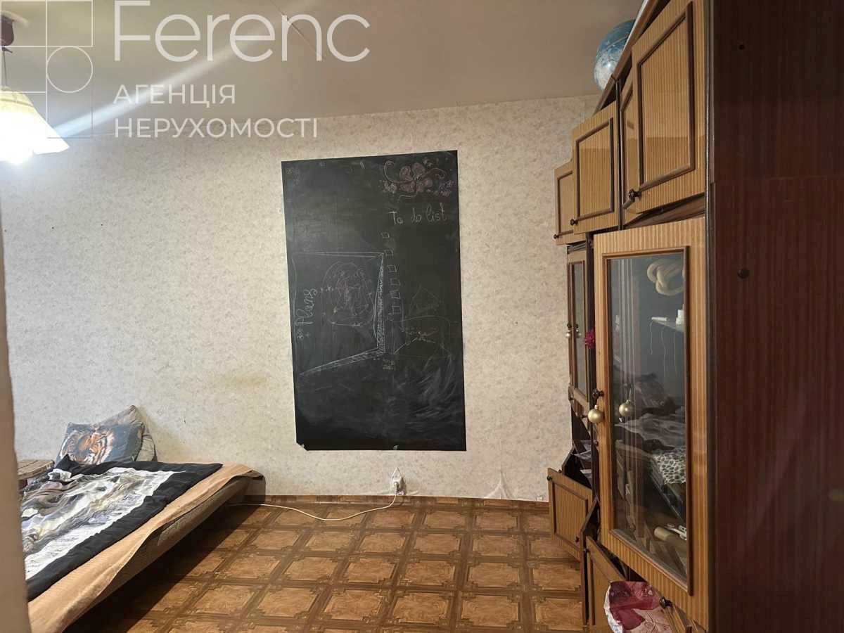1836080072596403