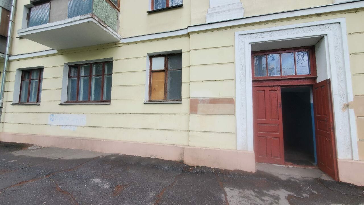 1831477826670404