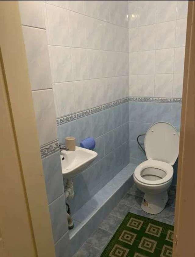 1837173631772404