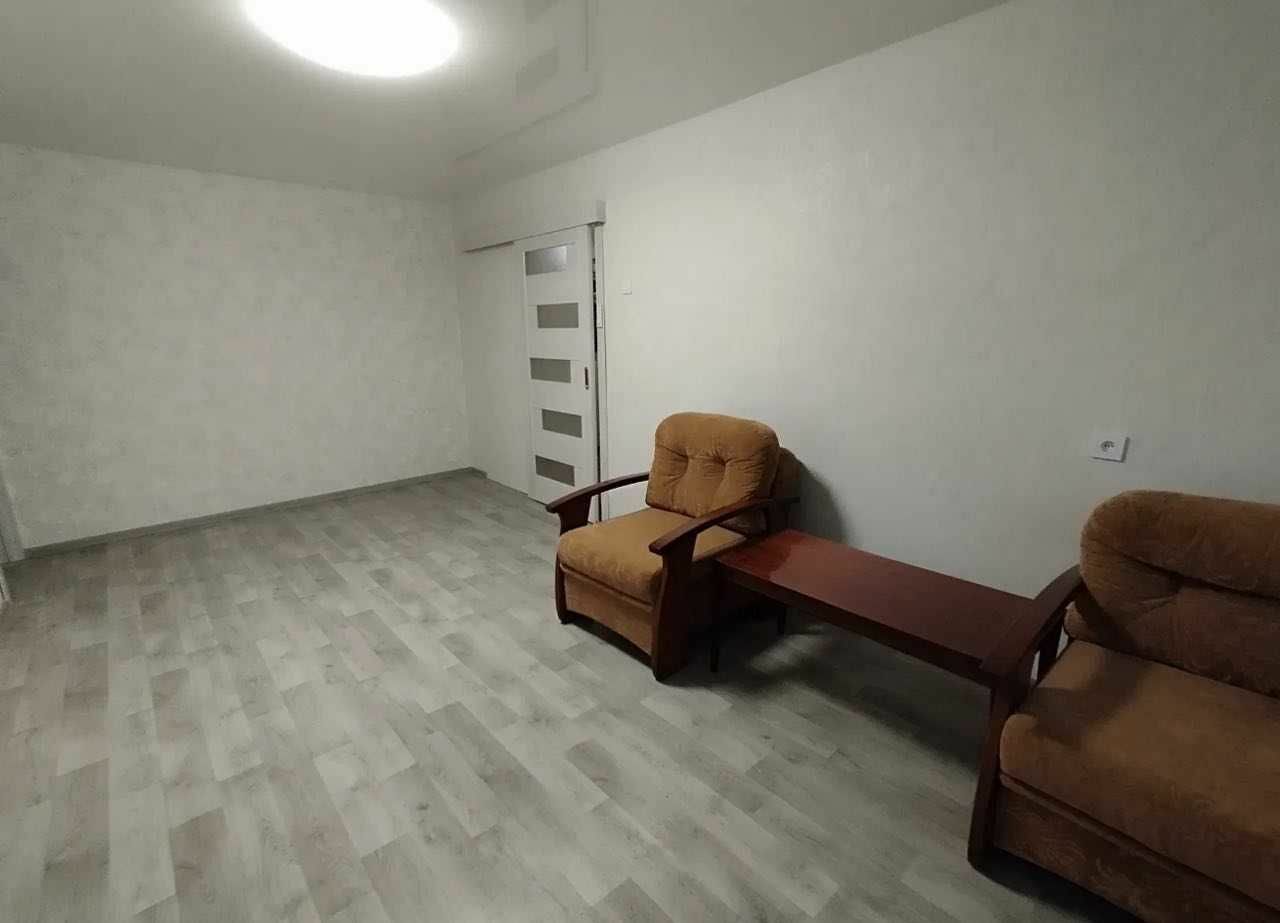 1833282761277405