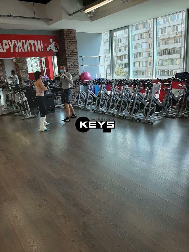 1835427105590405