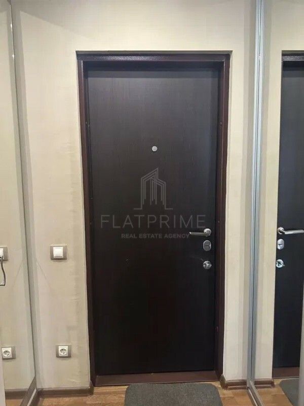 1835682520015405