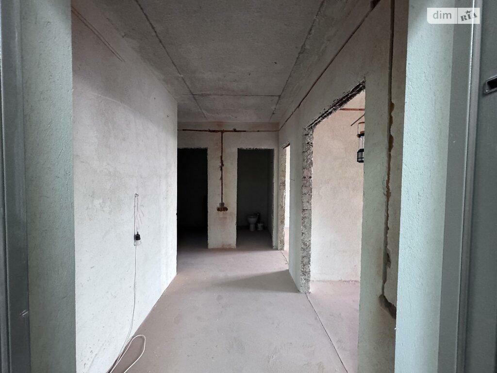1816422812809406