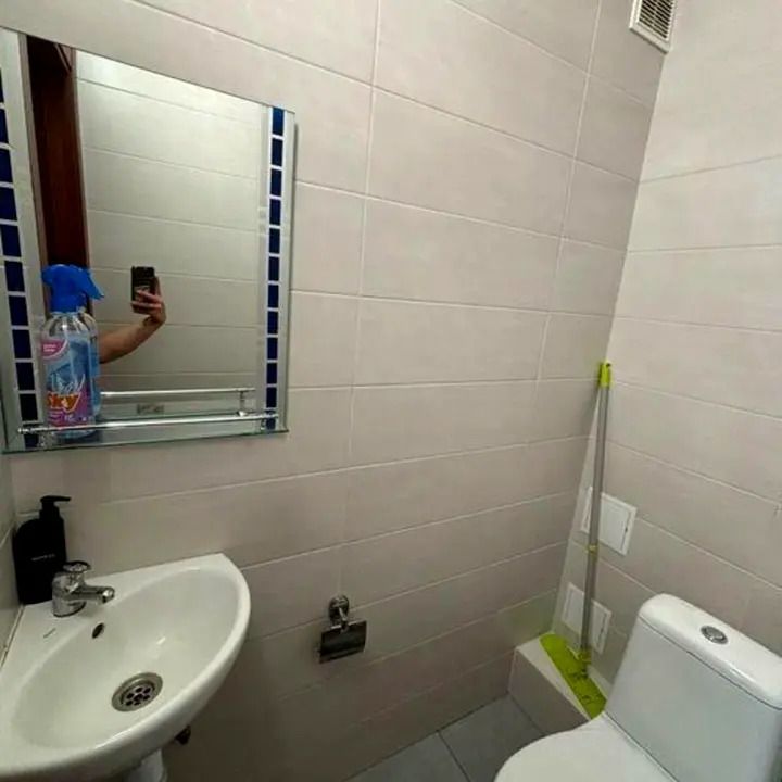 1830658046022406