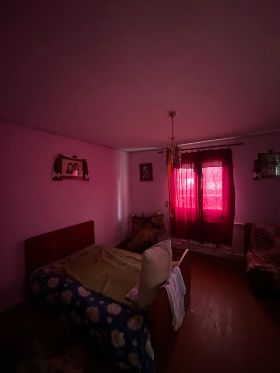 1834076705632406