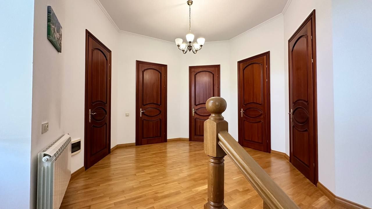 1830127741335408