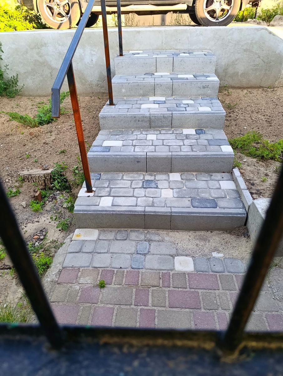 1837505130626408