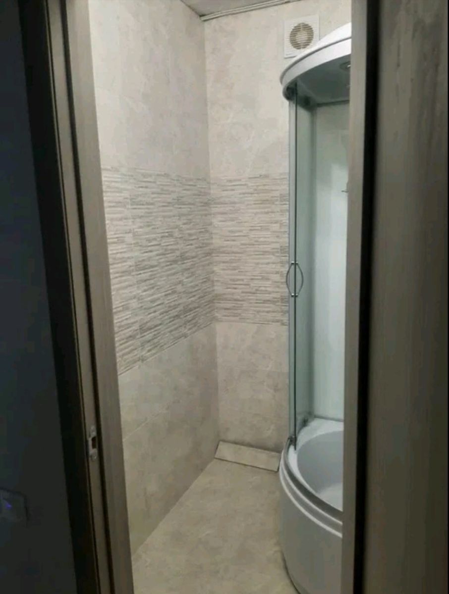 1820871738703041
