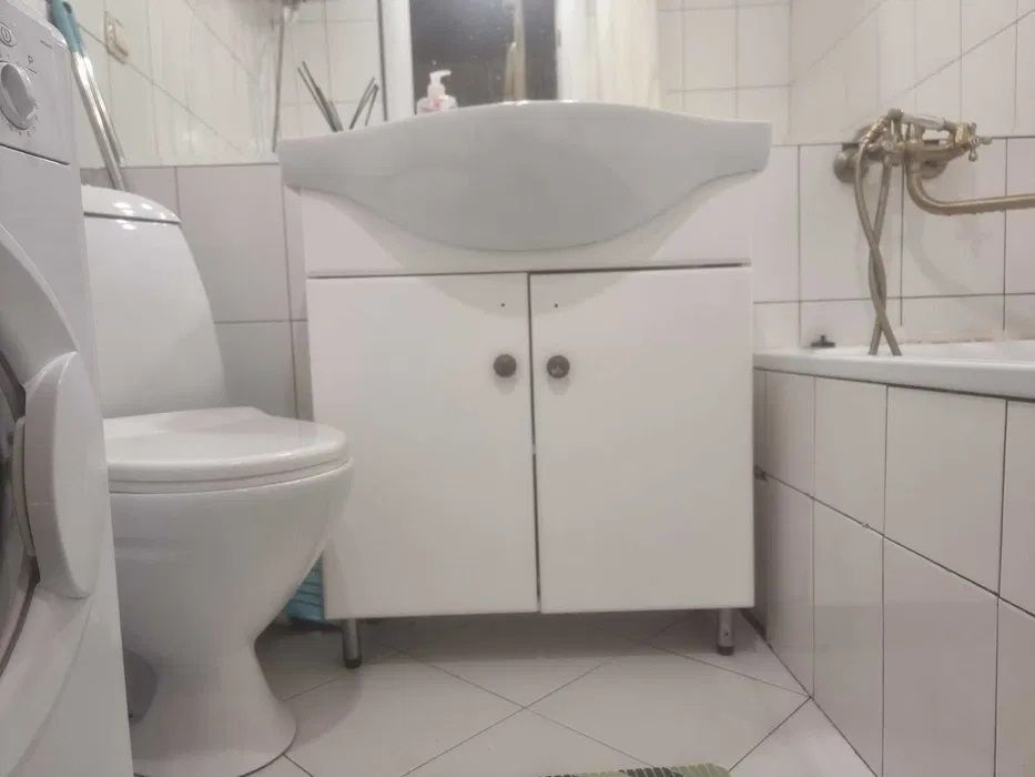 1834975430116041