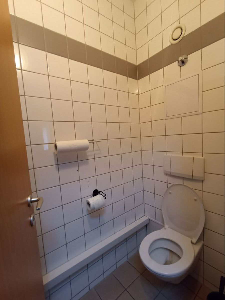 1837619209514410