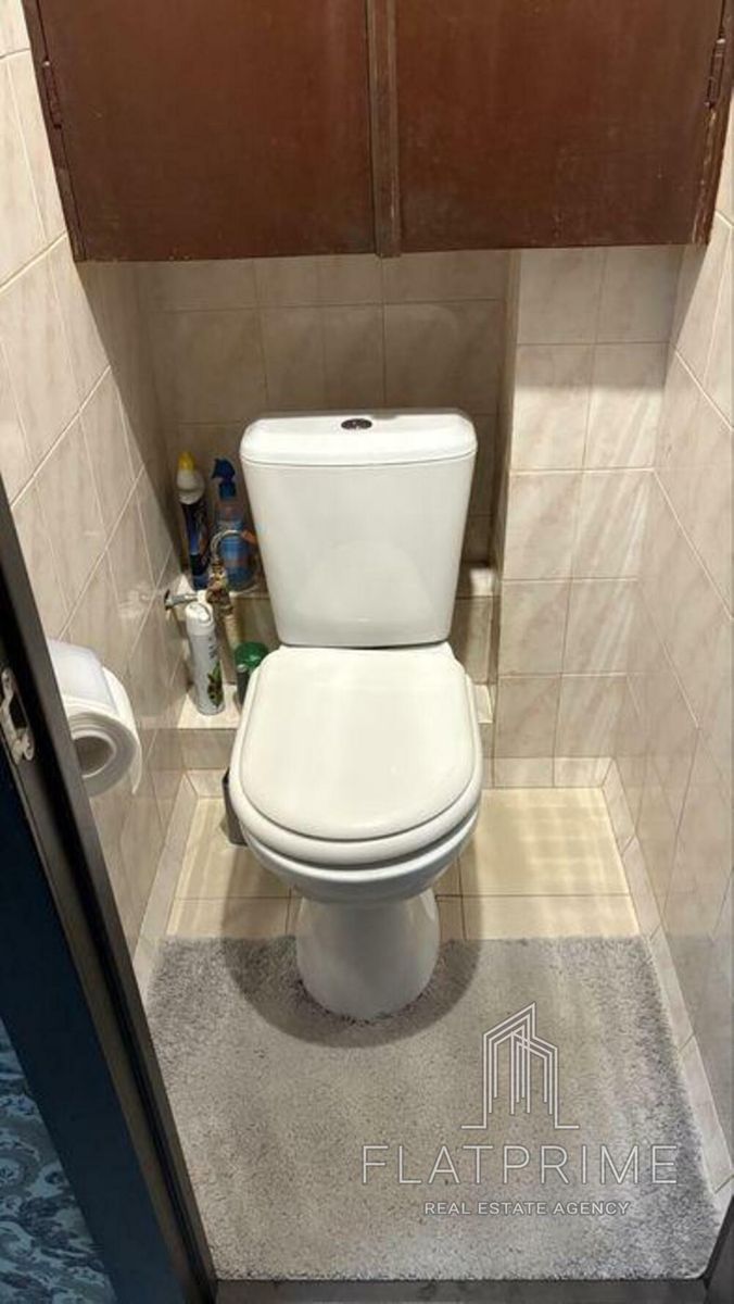 1832541062324411