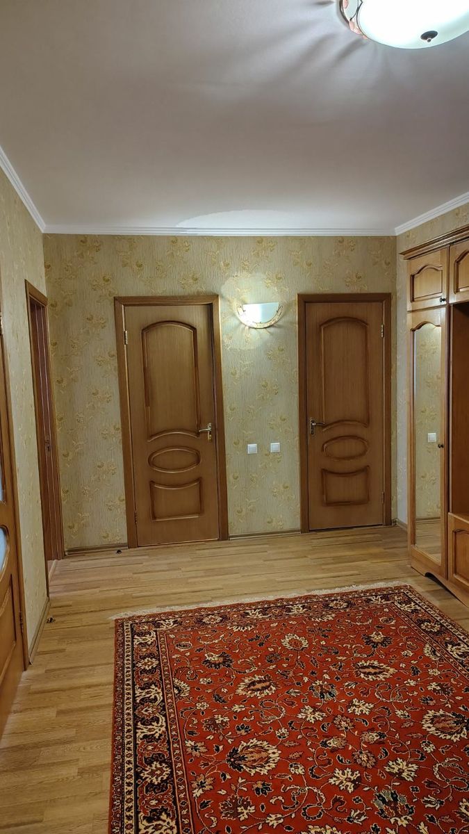 1836437037544411