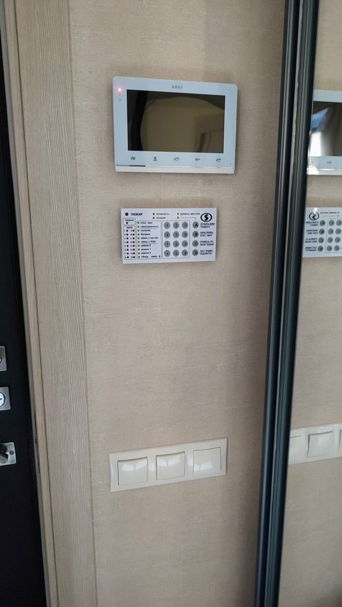 1832620887716413