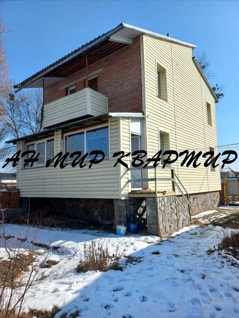 1831581894234414