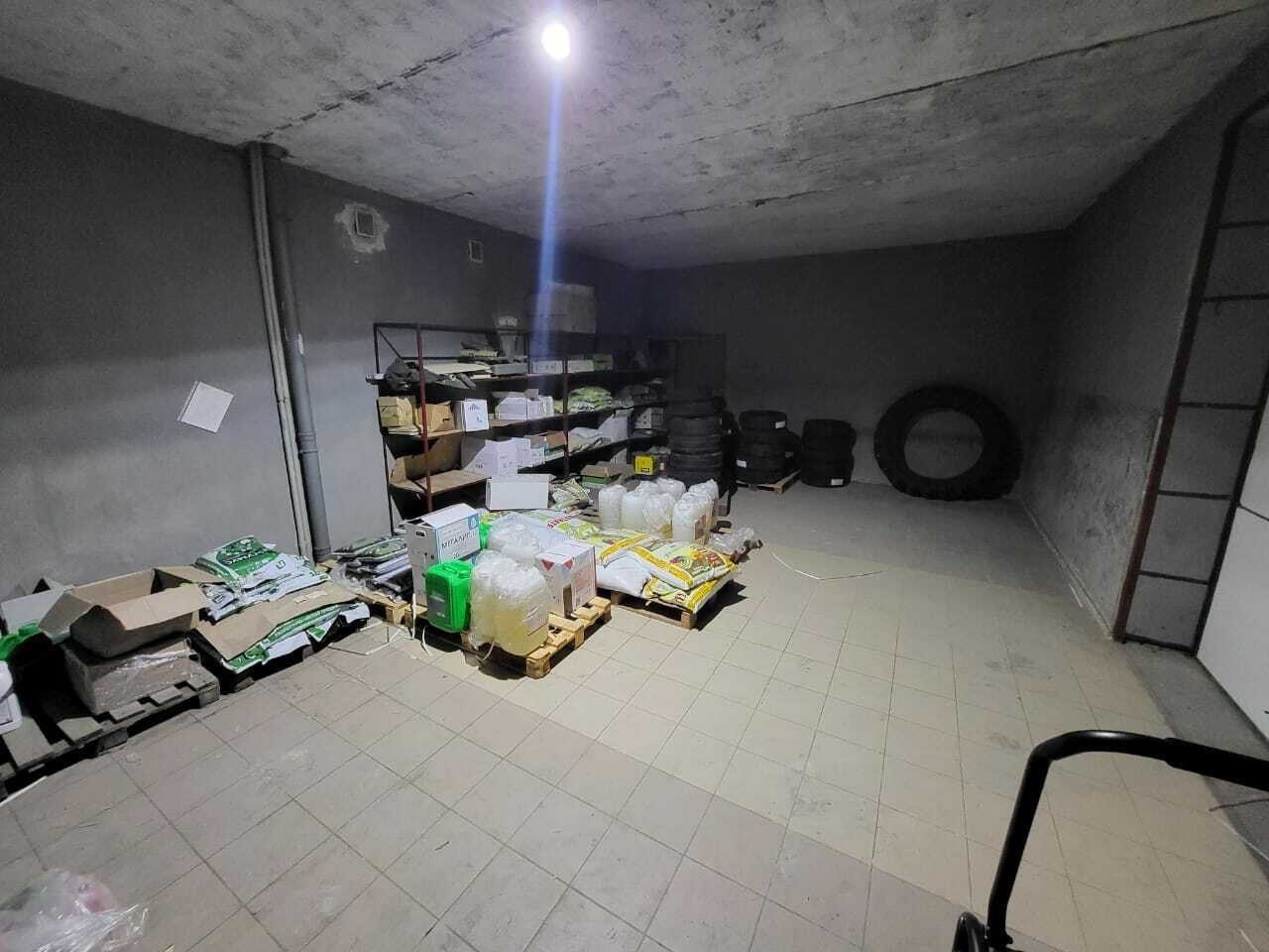 1833937568028414
