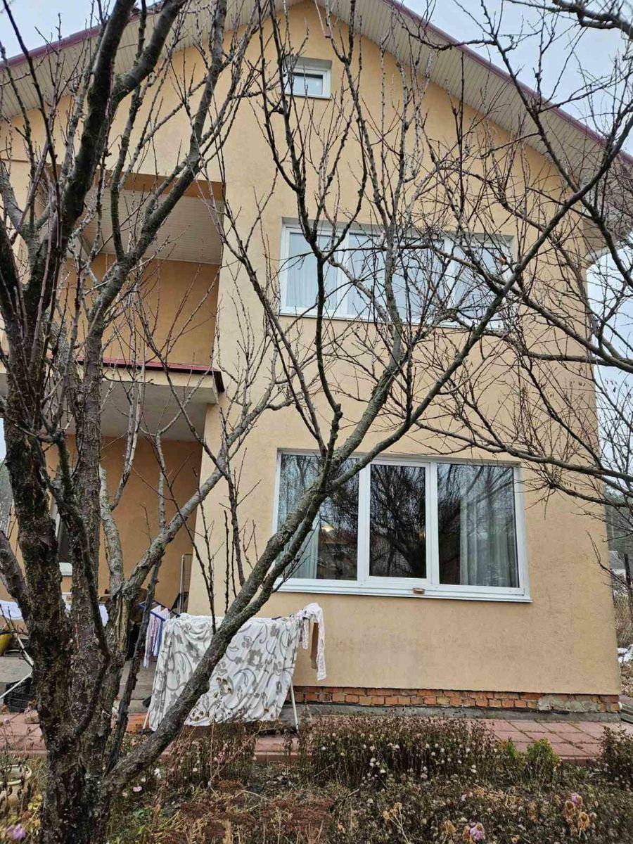 1835891679869414