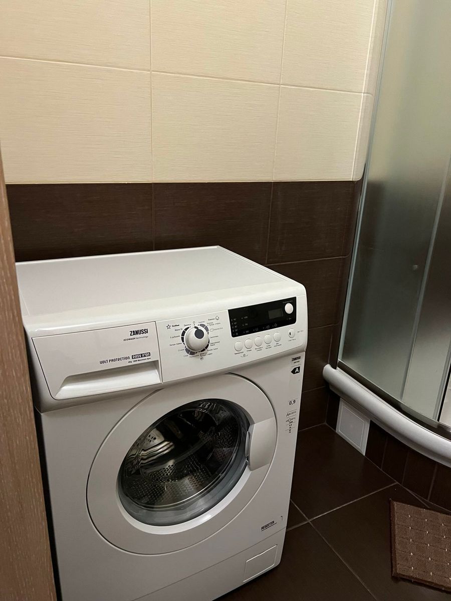 1837068610305414