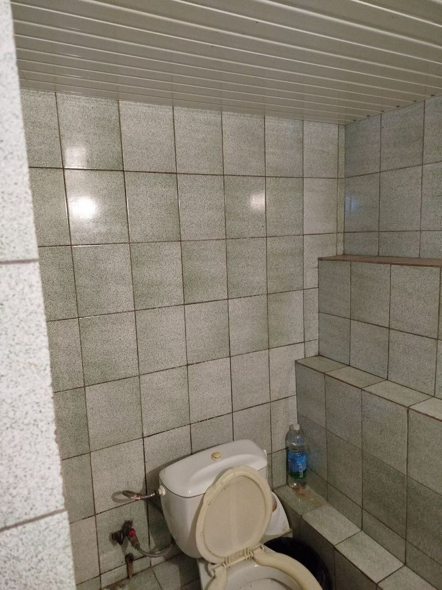 1832921657384415