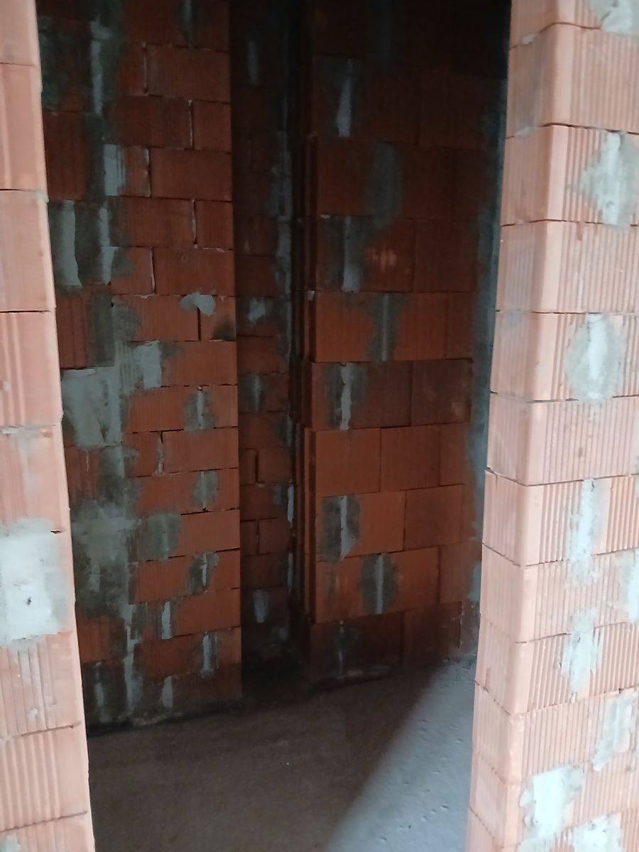 1835978718724415
