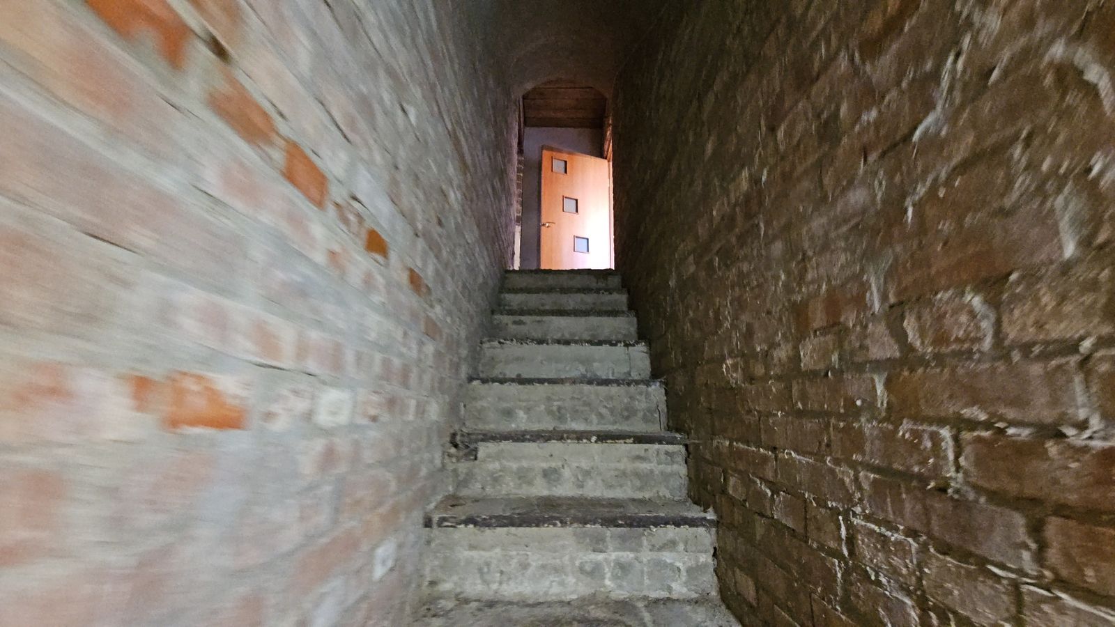 1839879228459415