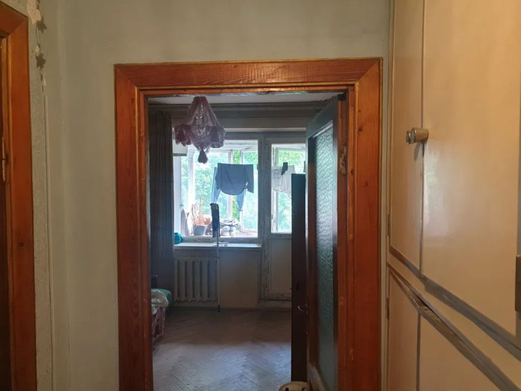 1837068323936416